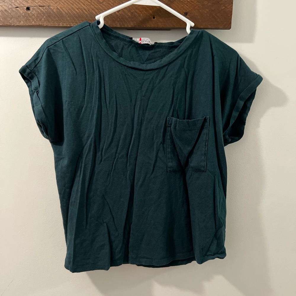 Women’s crop tee